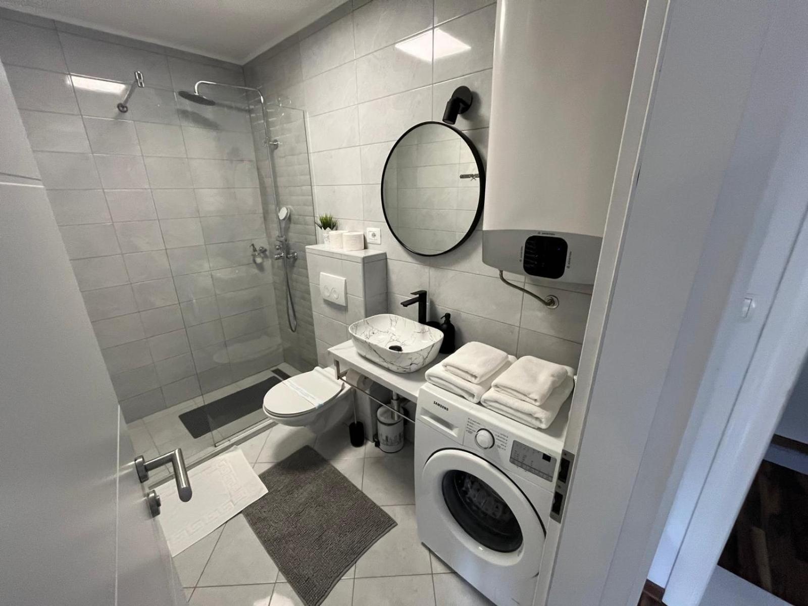 Eva Luxury Rooms & Apartments Plitvicka Jezera Bagian luar foto
